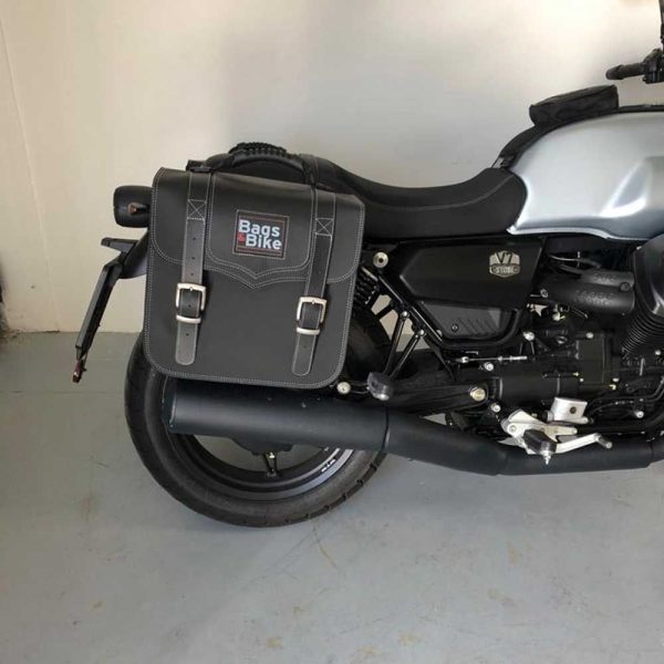 Moto Guzzi V7 850 Borse Laterali Globetrotter 02