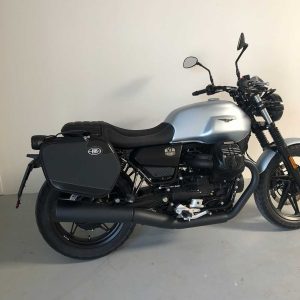 Moto Guzzi V7 850 Borse laterali Hurricane 01