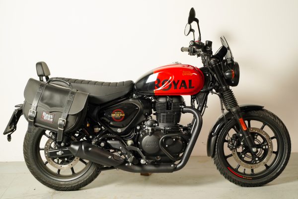 Royal Enfield Hunter 350 Borse Laterali Classic nera 01