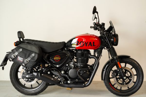 Royal Enfield Hunter 350 Borse Laterali Explorer Nera 01