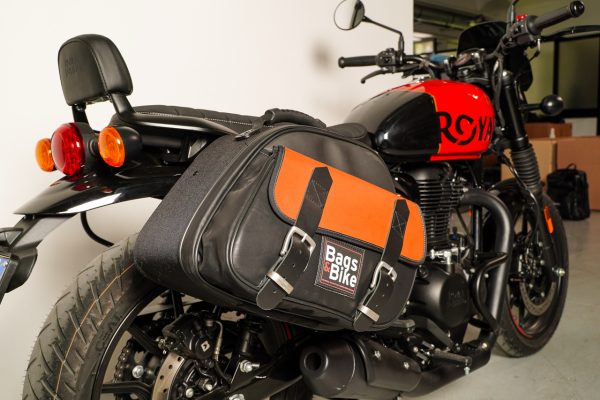 Royal Enfield Hunter 350 Borse Laterali Explorer NeroCuoio 03