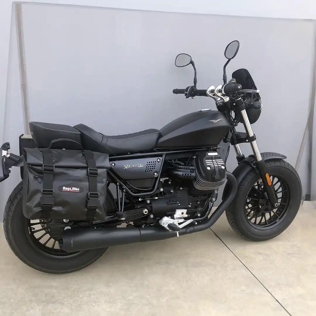 Panniers for Moto Guzzi Bobber, pair of AMIATA side bags - Image 3