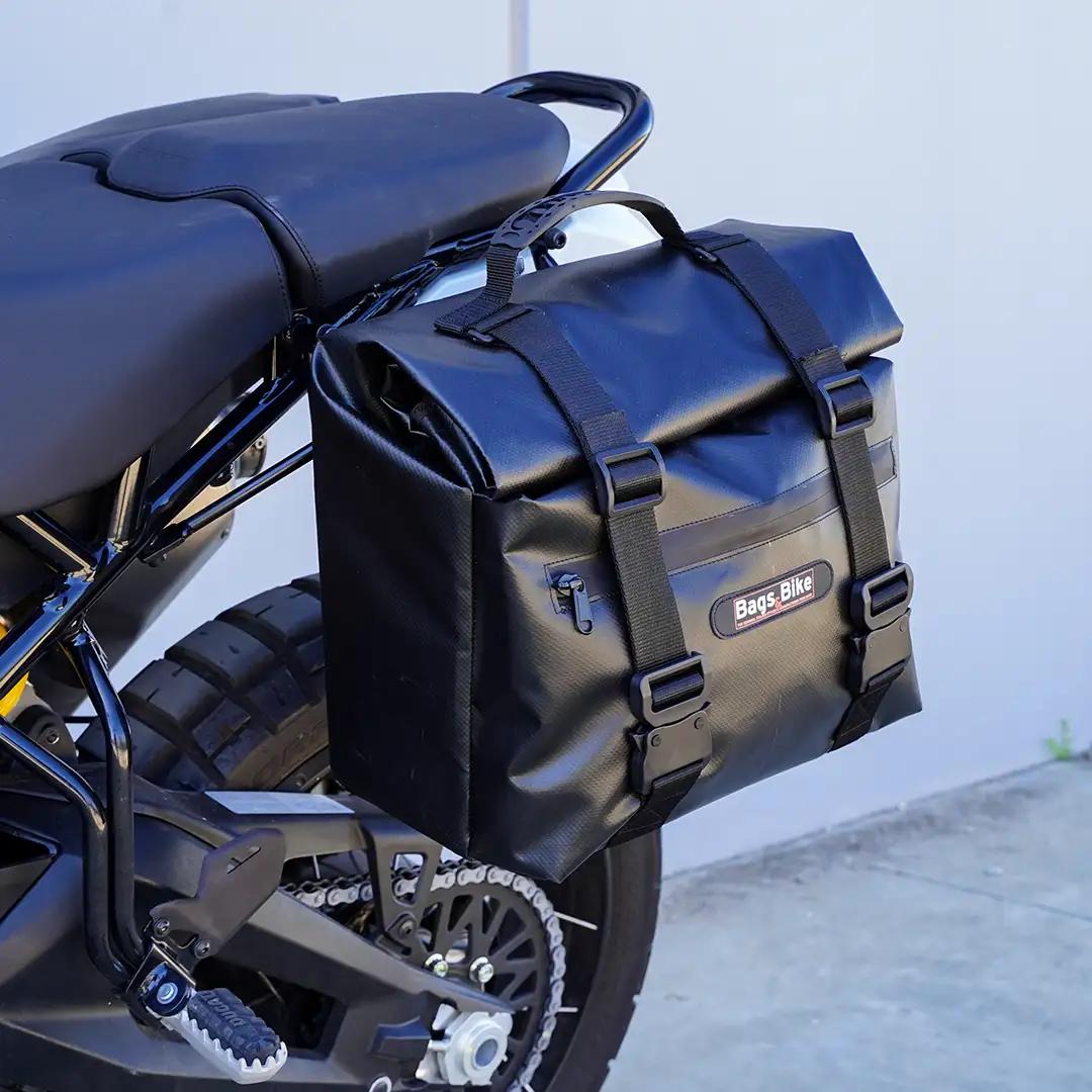 Panniers for Ducati Desert X, pair of AMIATA SX E ENDURO DX side bags - Image 3