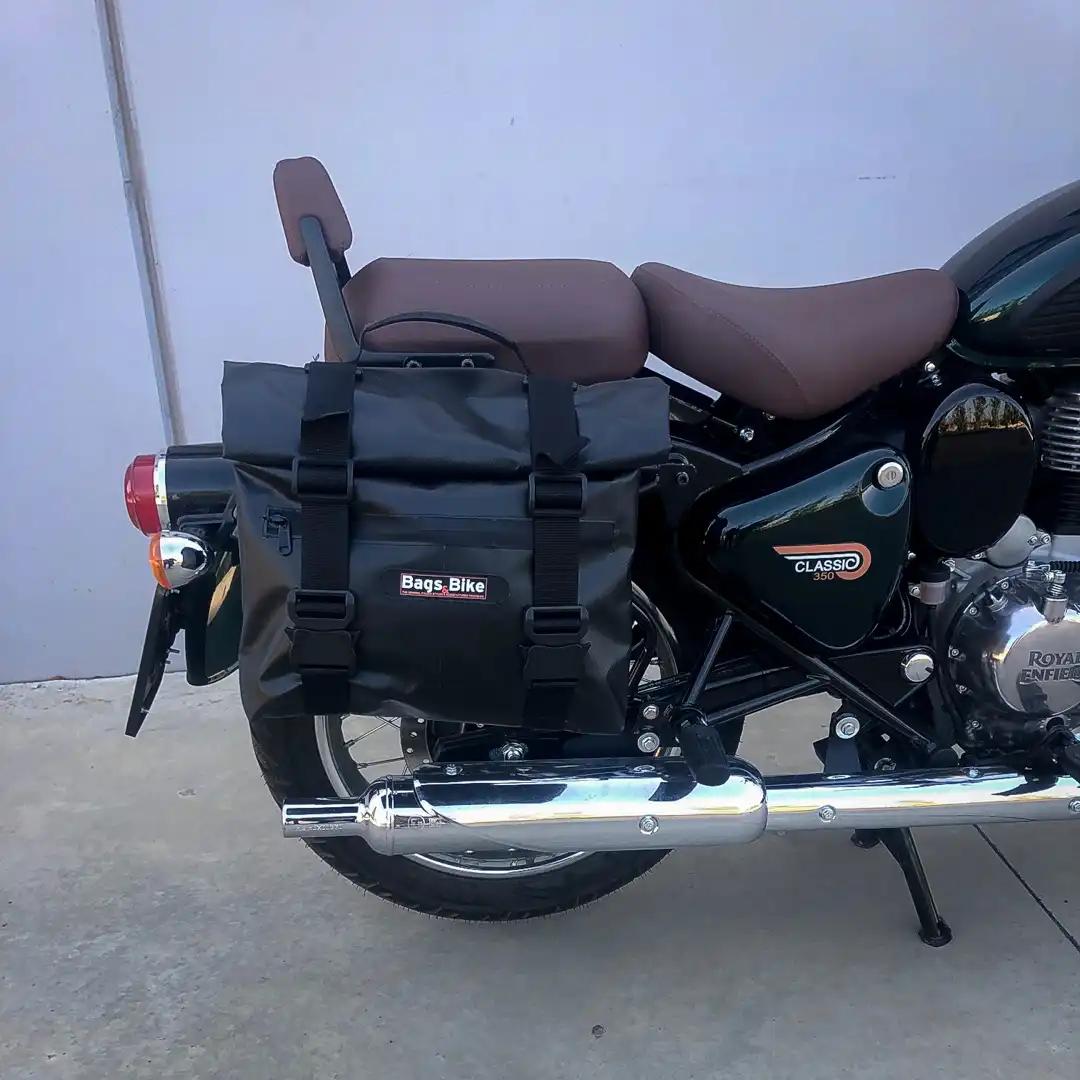 Panniers for Royal Enfield Classic 350, pair of AMIATA side bags - Image 3