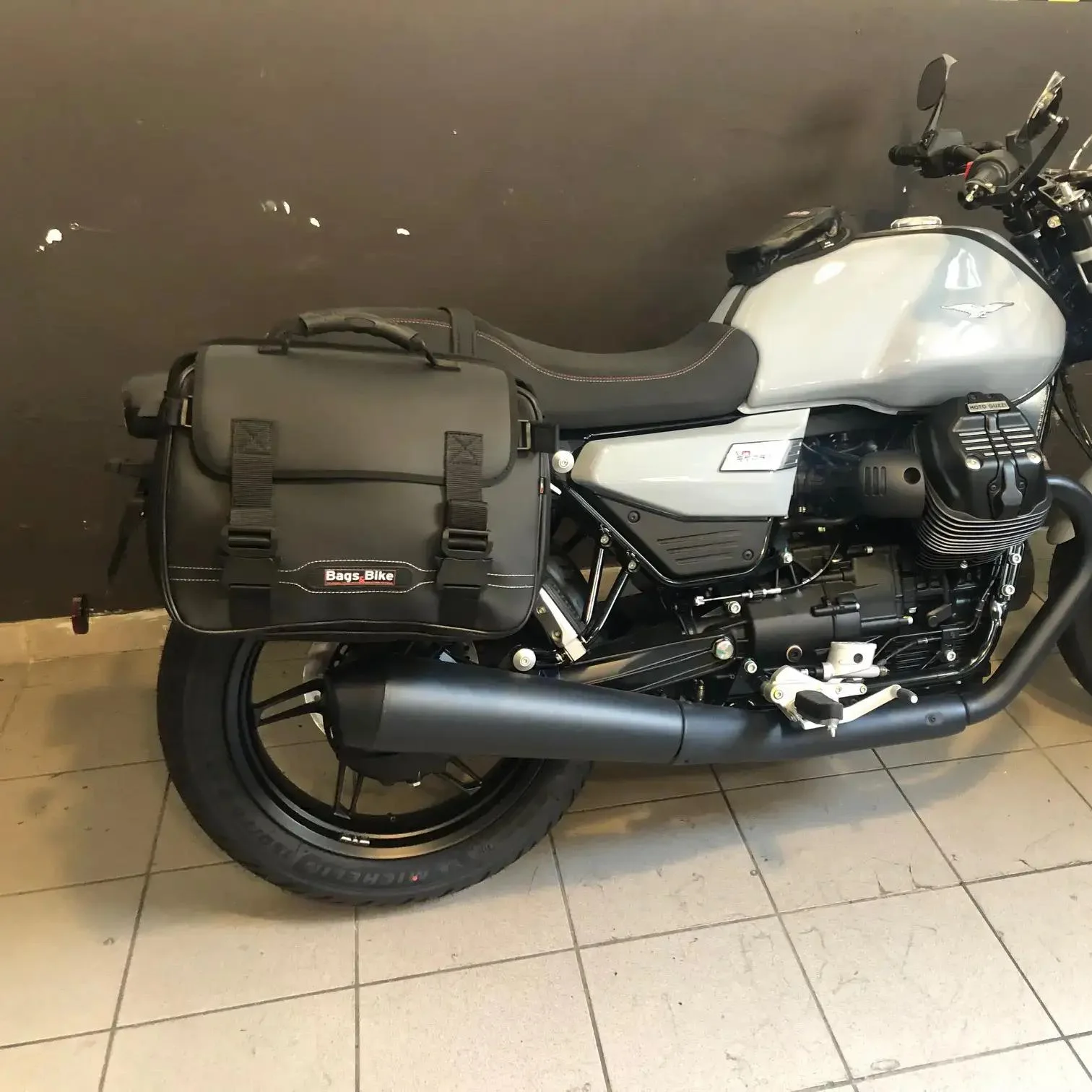 Borse laterali per Moto Guzzi V7 Sport, coppia di borse AVENTUR