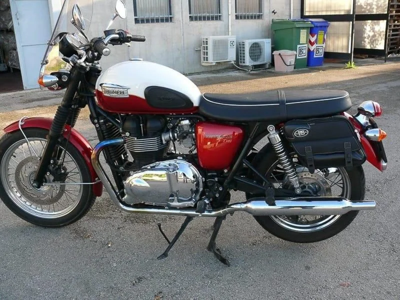 Panniers for Triumph Bonneville, pair of PERFECT side bags - Image 7