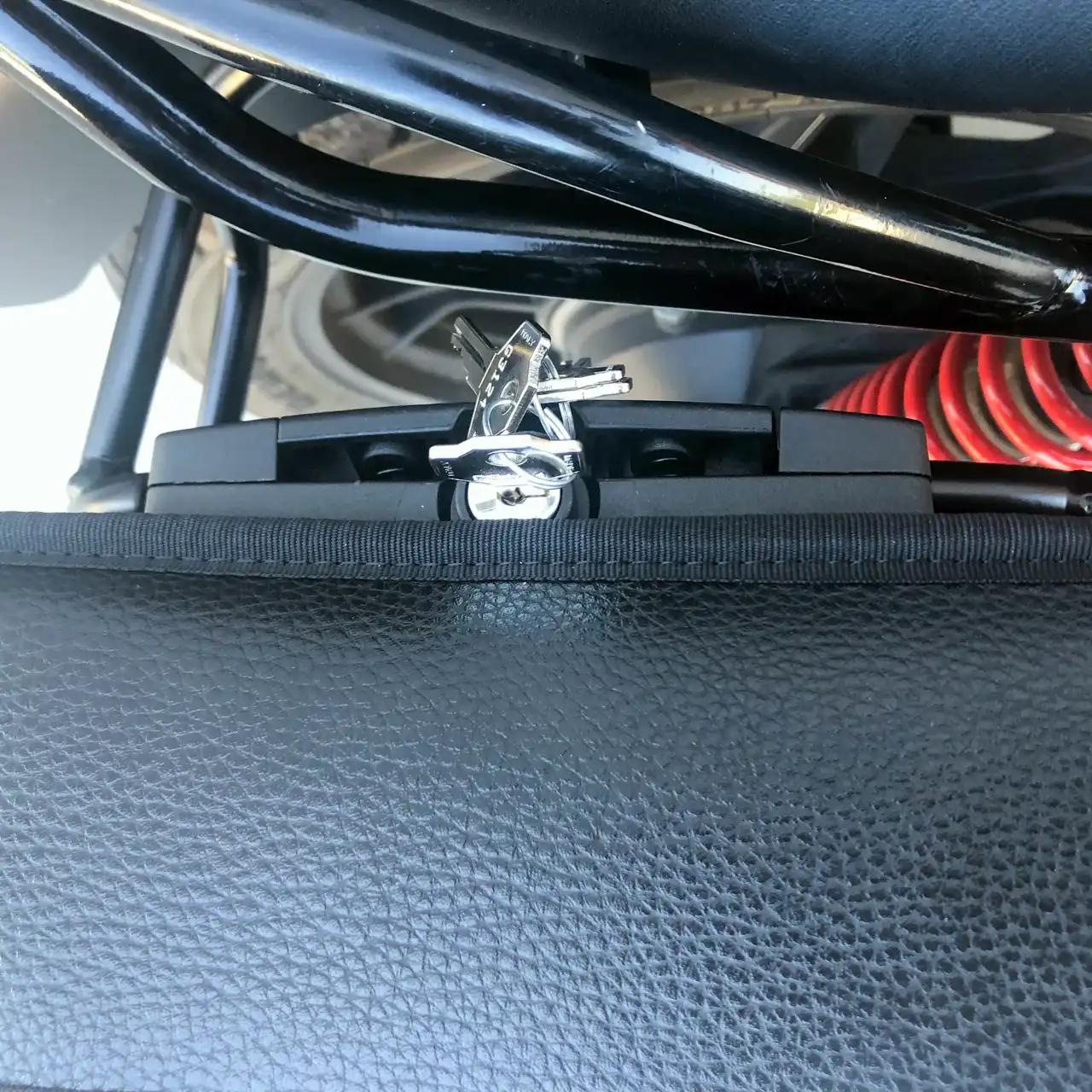 Panniers for Moto Guzzi V7 III, pair of PERFECT side bags - Image 5