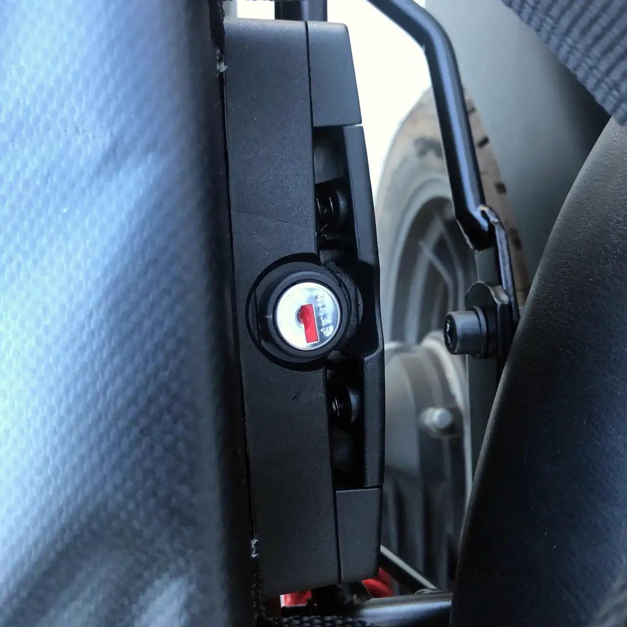 Borse laterali per Moto Guzzi V7 III, coppia di borse CERVINO - immagine 4