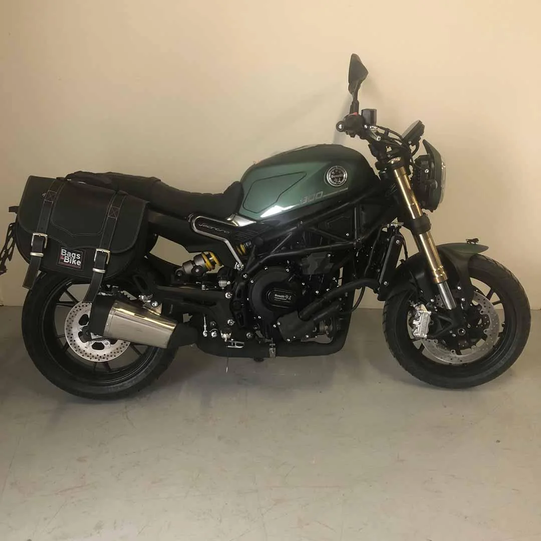 Borse laterali per Benelli Leoncino 800, coppia di borse CLASSIC in Nera - immagine 2