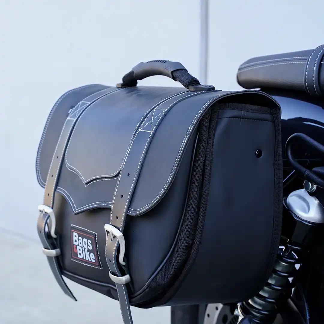 Borse laterali per Royal Enfield Super Meteor 650, coppia di borse CLASSIC in Nera - immagine 3