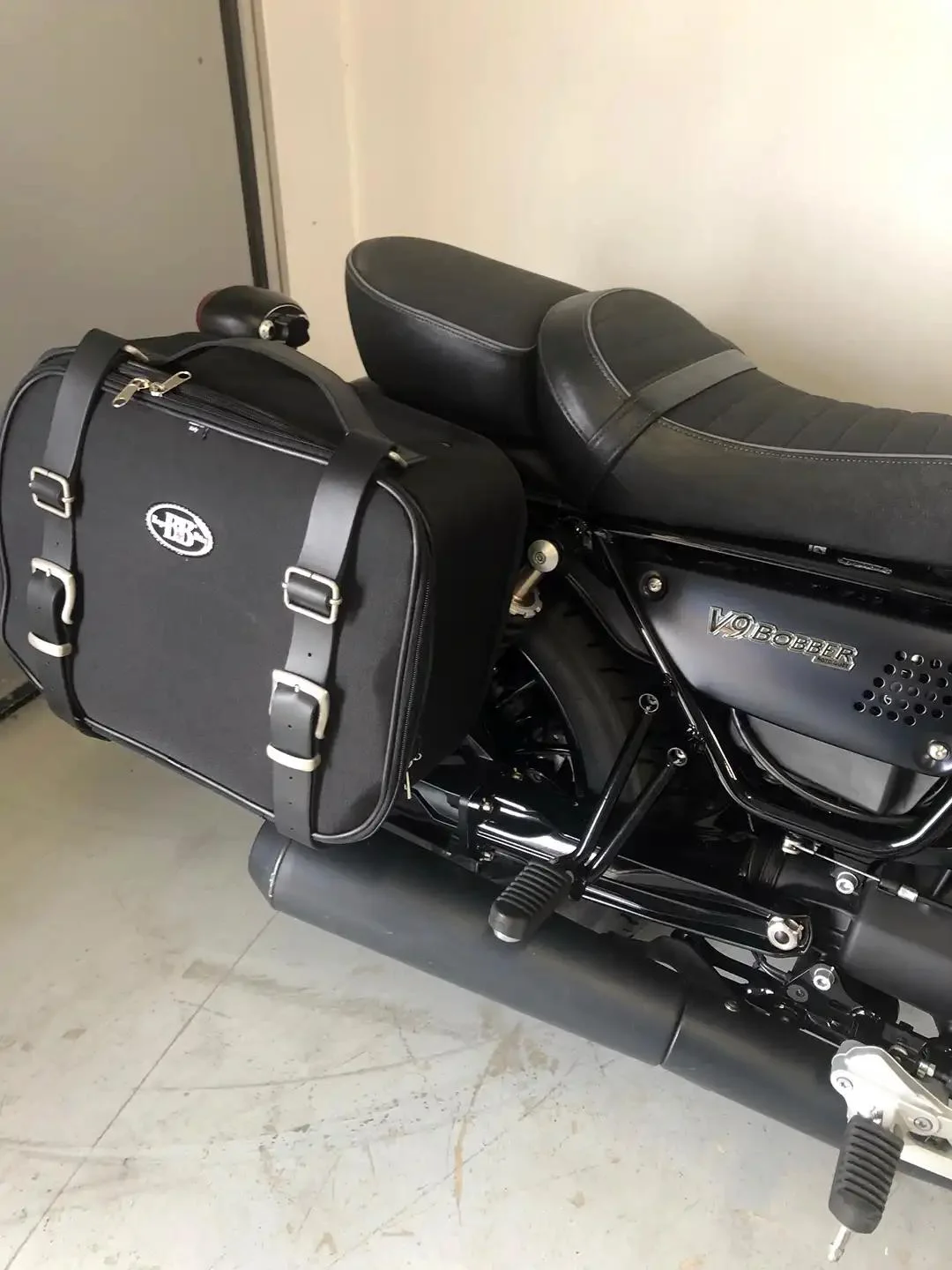 Borse laterali per Moto Guzzi Bobber, coppia di borse CONTAINER - immagine 4