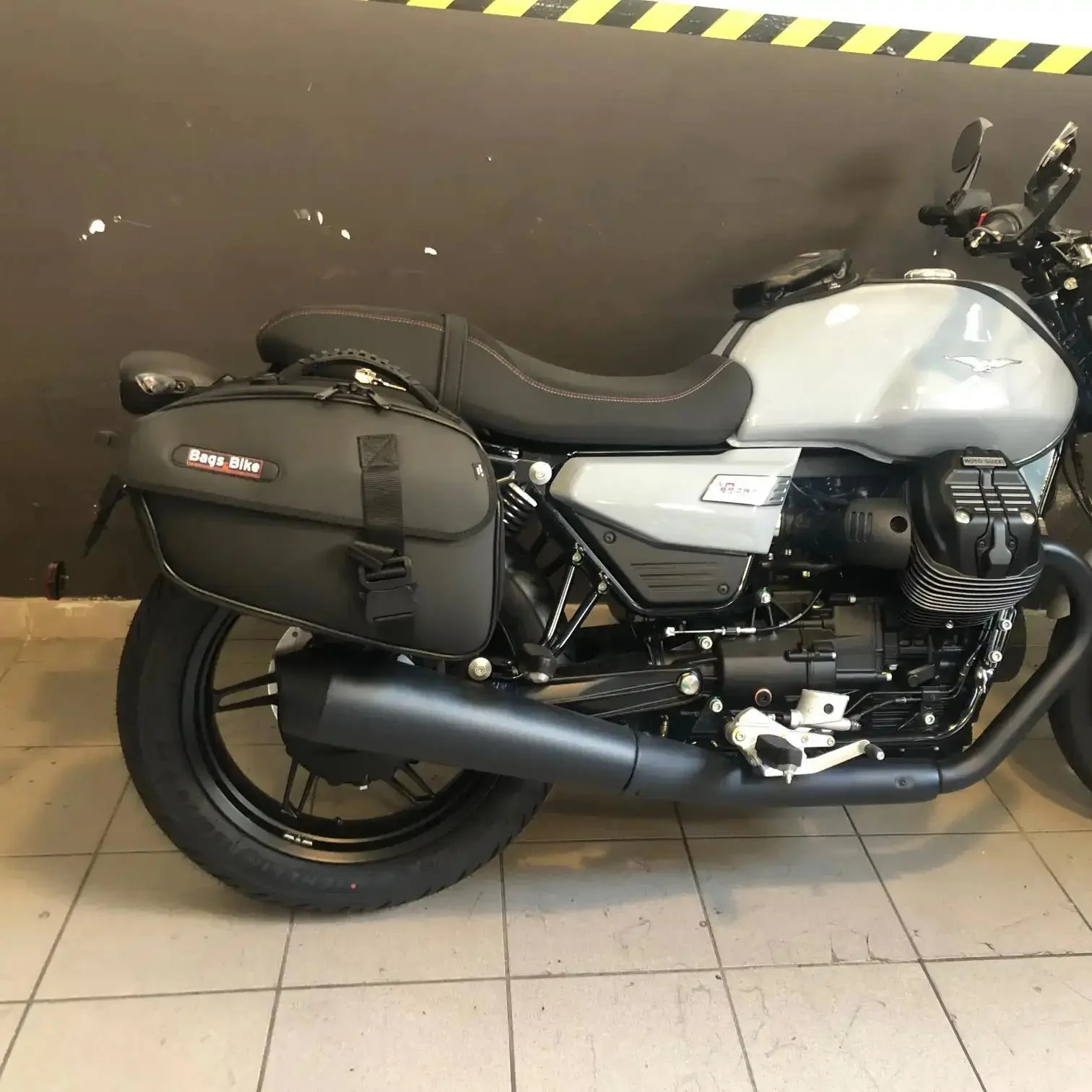 Borse laterali per Moto Guzzi V7 Sport, coppia di borse CENTAURO - immagine 2