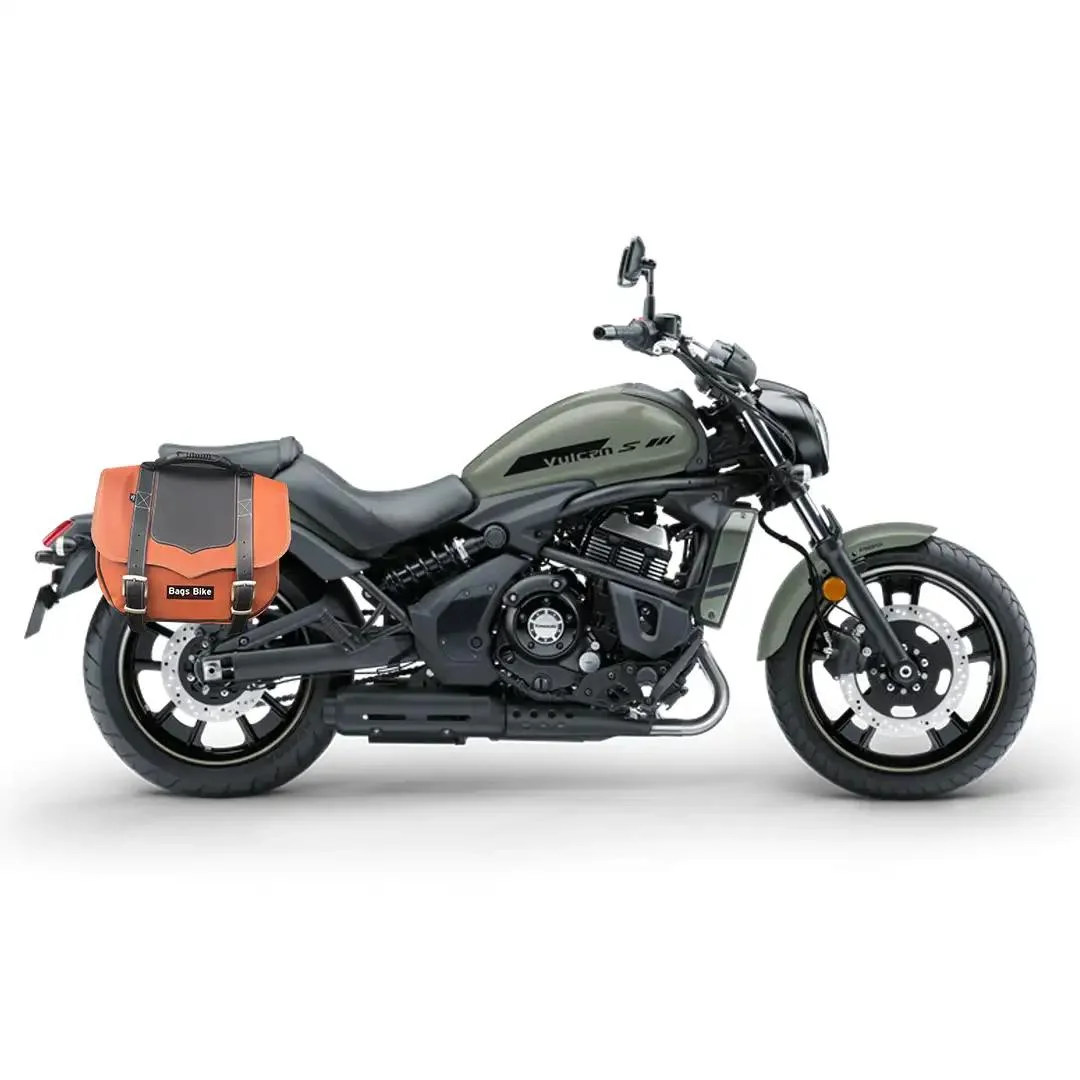 Panniers for Kawasaki Vulcan 650, pair of CLASSIC in Leather and Black side bags - Image 2