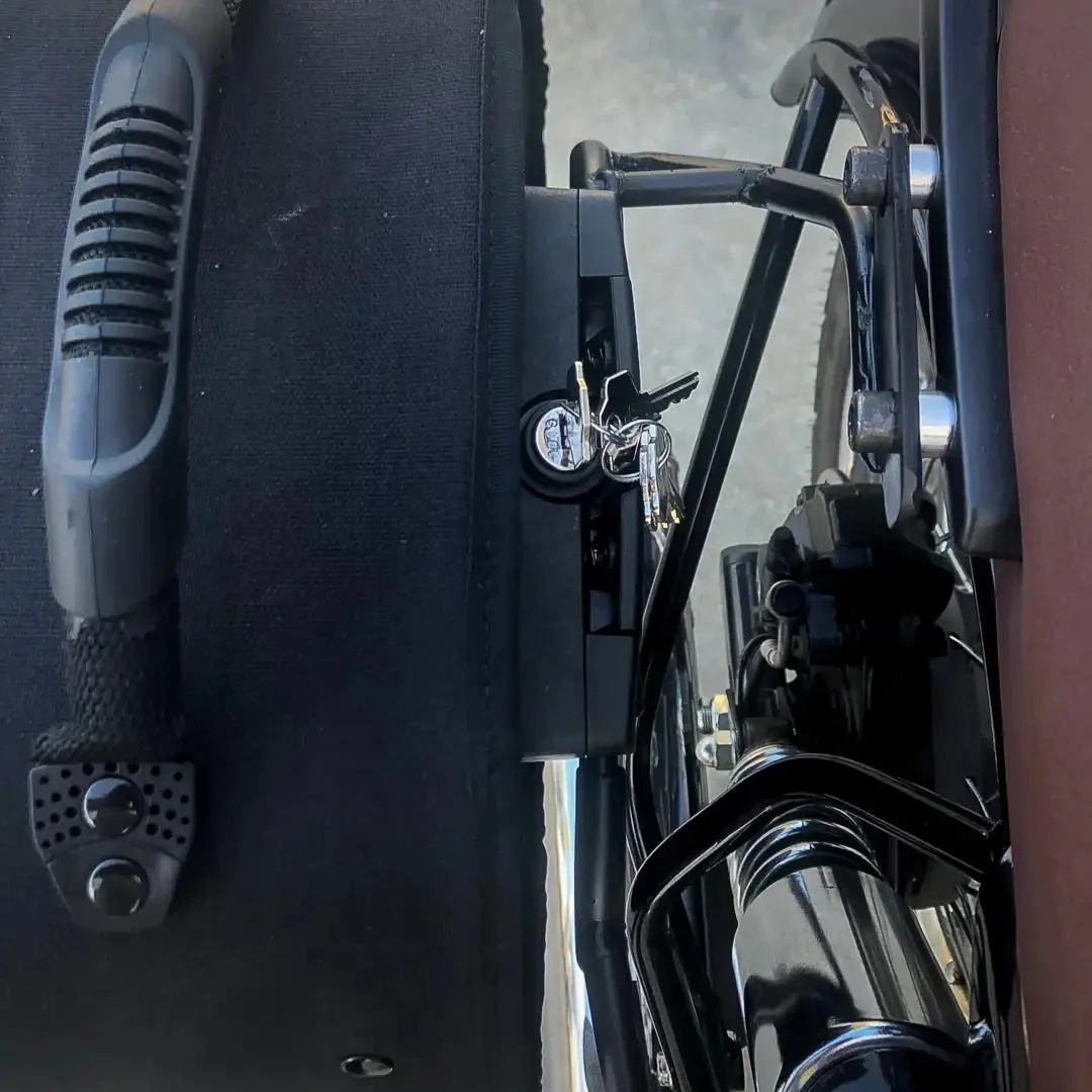 Borse laterali per Royal Enfield Classic 350, coppia di borse EXPLORER in Nera e Cuoio - immagine 4