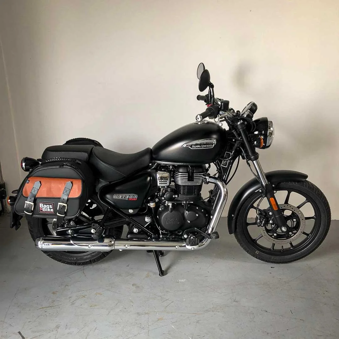 Borse laterali per Royal Enfield Meteor 350, coppia di borse EXPLORER in Nera e Cuoio - immagine 2