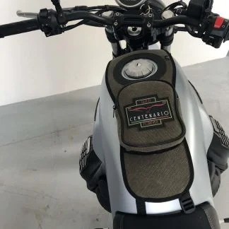 Tank bag Bags&Bike in Green, for Moto Guzzi V7 850 2021-25