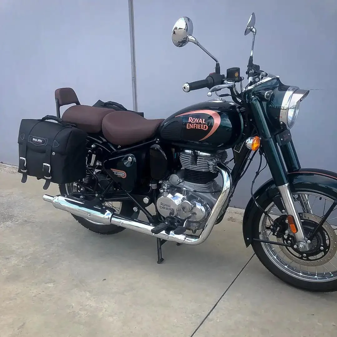 Panniers for Royal Enfield Classic 350, pair of MATRIX side bags - Image 2