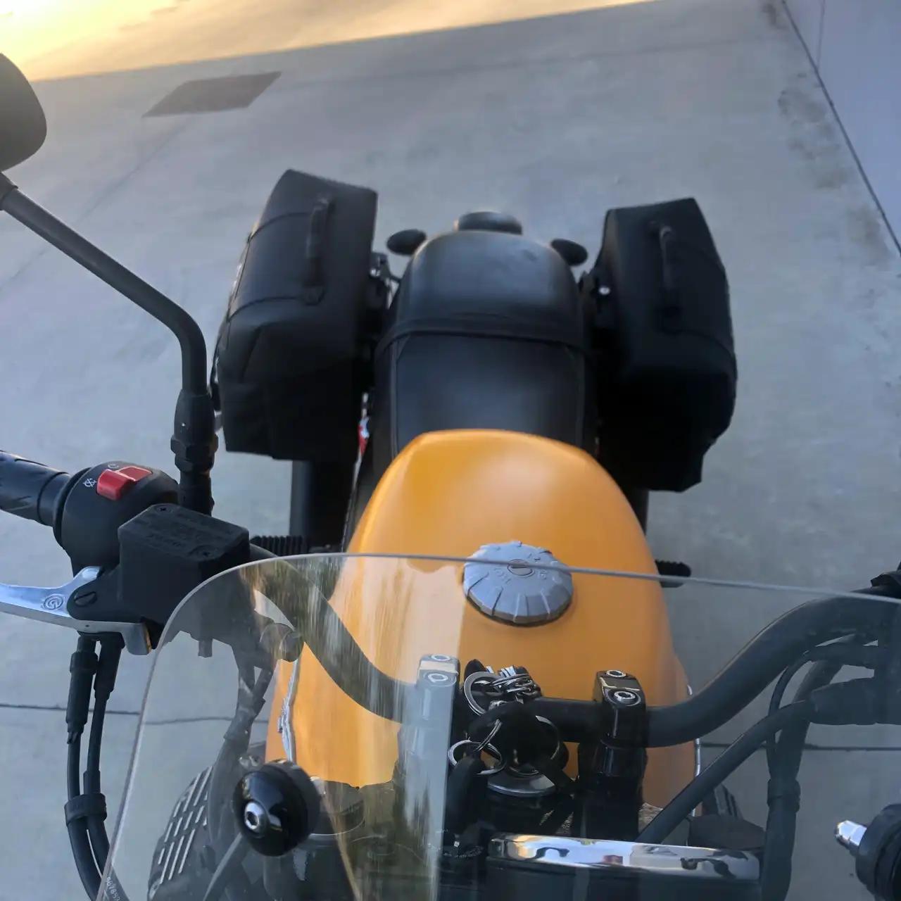 Borse laterali per Moto Guzzi V7 III, coppia di borse MATRIX - immagine 4