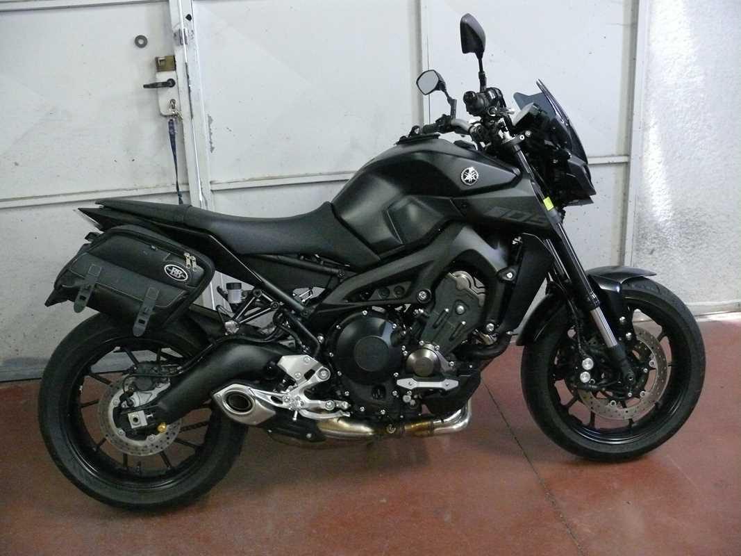 Panniers for Yamaha MT 09 2018, pair of PERFECT side bags - Image 3