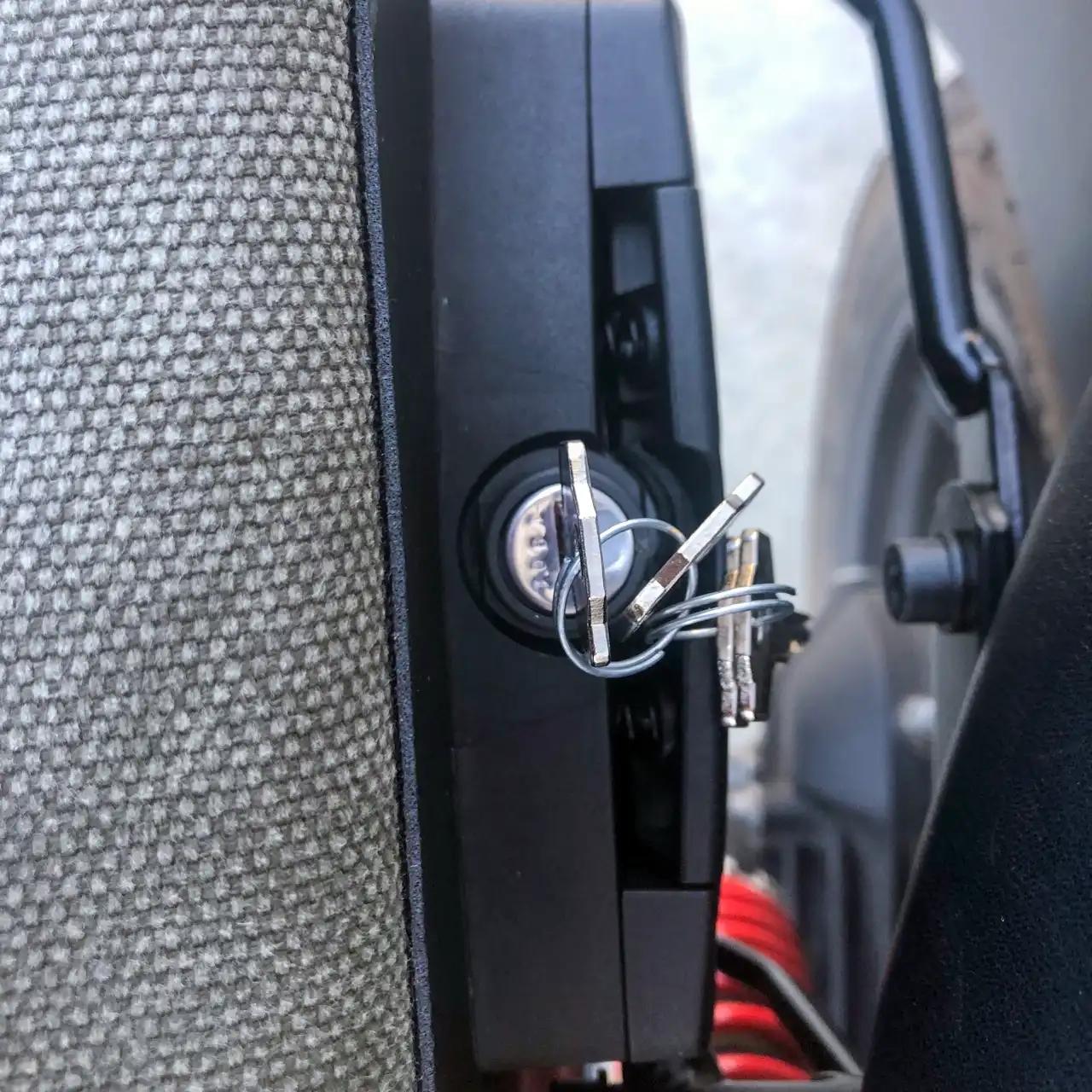 Panniers for Moto Guzzi V7 III, pair of SAHARA in Green side bags - Image 4