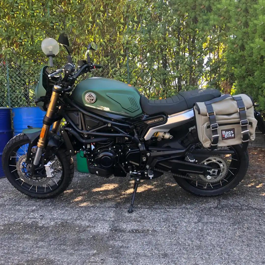 Borsa laterale per Benelli Leoncino 800 Trail, borsa singola SAHARA in Grigio - immagine 3