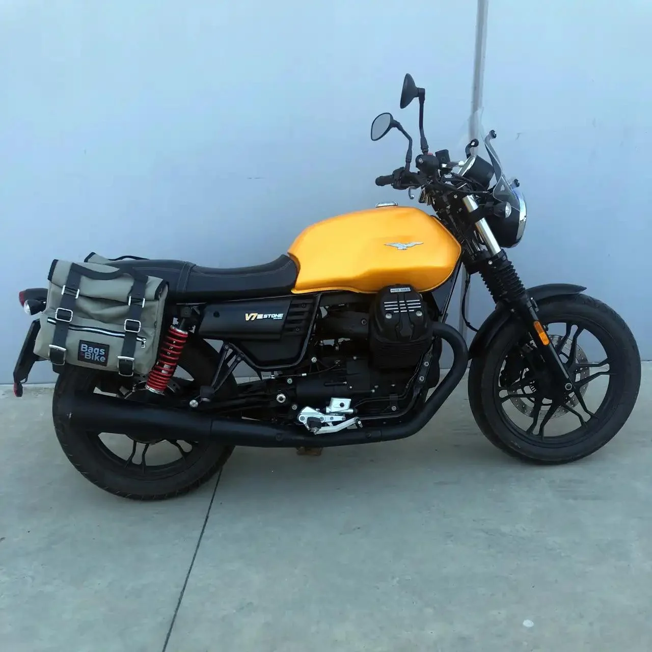 Borse laterali per Moto Guzzi V7 III, coppia di borse SAHARA in Grigio - immagine 3