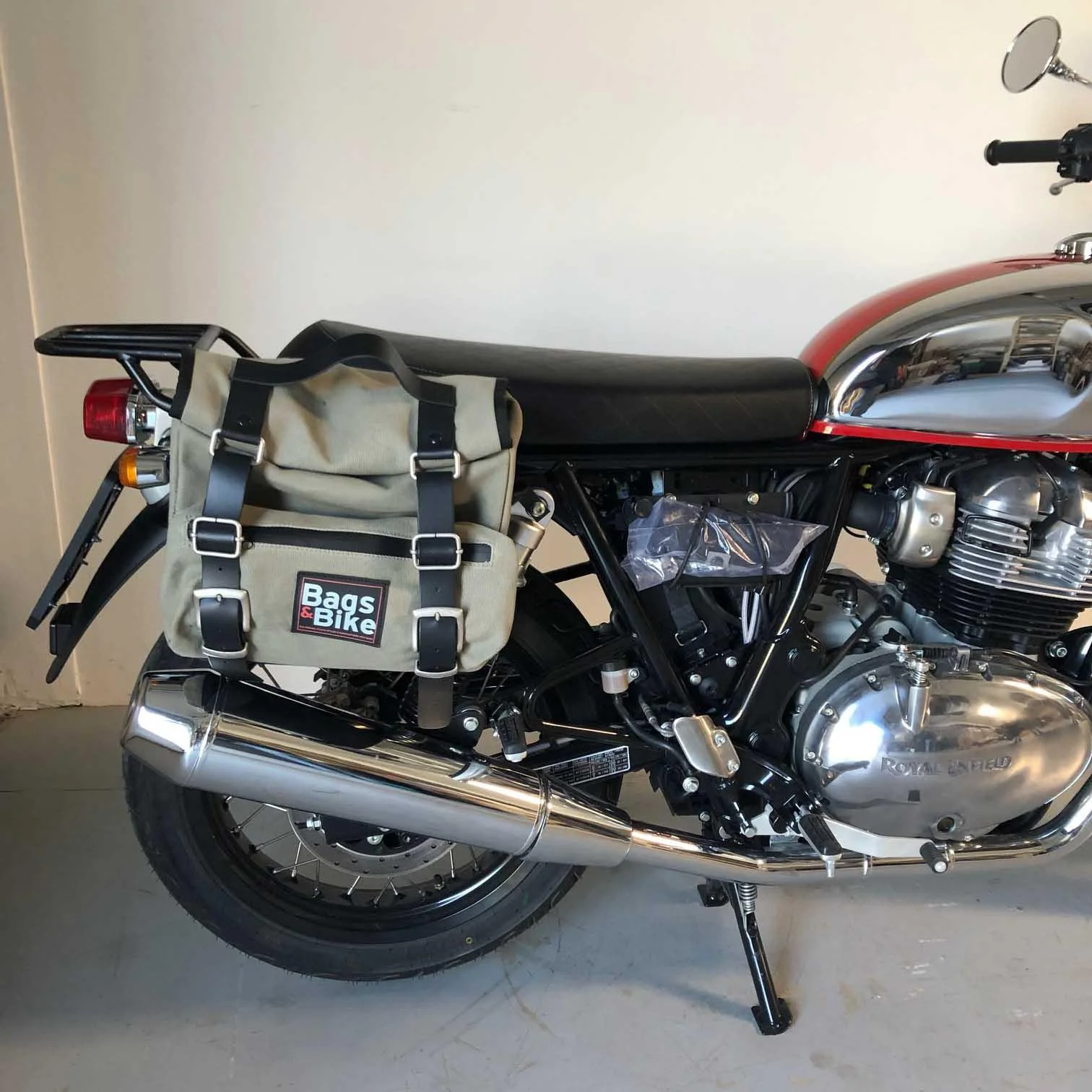 Borse laterali per Royal Enfield Interceptor Continental, coppia di borse SAHARA in Grigio - immagine 2