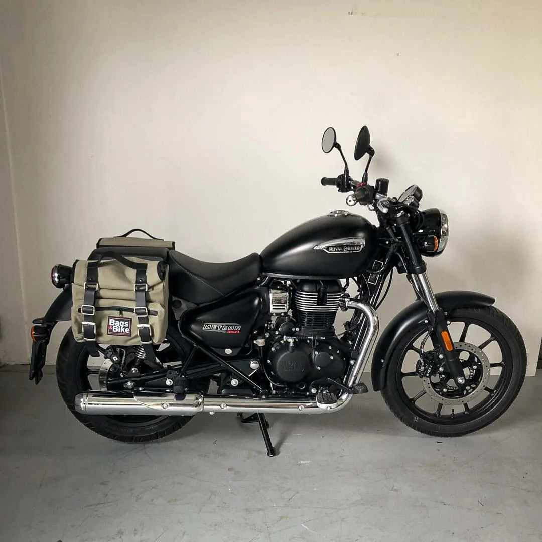 Borse laterali per Royal Enfield Meteor 350, coppia di borse SAHARA in Grigio - immagine 2