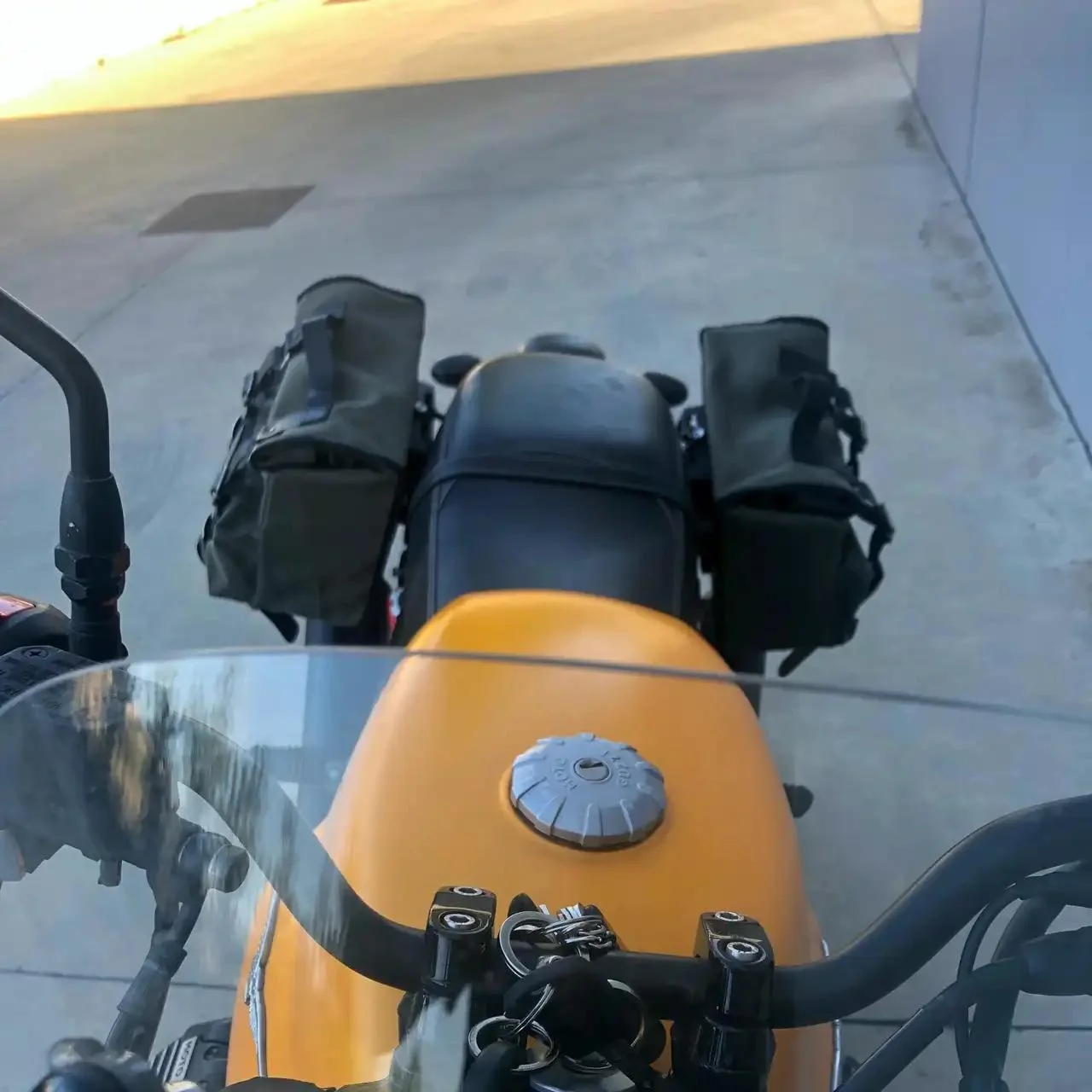 Panniers for Moto Guzzi V7 III, pair of SAHARA in Green side bags - Image 4