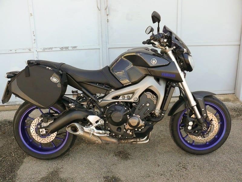 Panniers for Yamaha MT 09, pair of SCRAMBLER side bags - Image 5