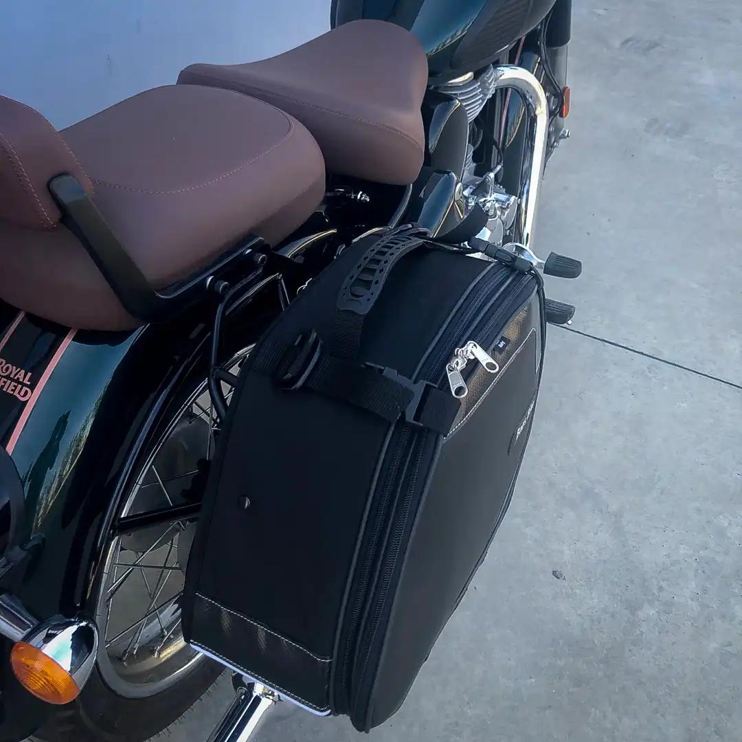 Panniers for Royal Enfield Classic 350, pair of SCRAMBLER side bags - Image 2