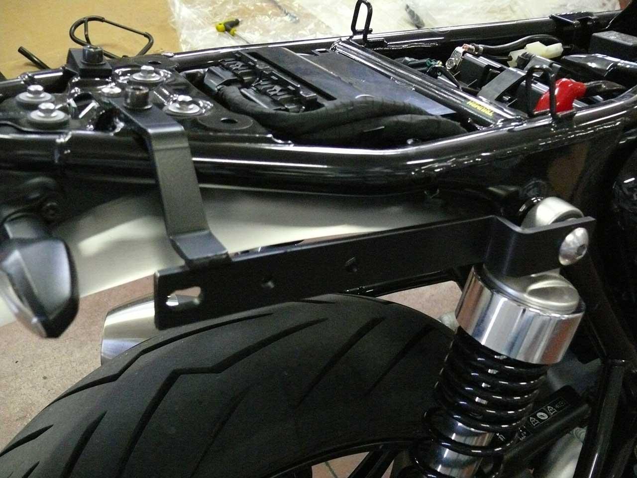 Pair of multifunction brackets Bags&Bike, for Triumph Speed Twin - Image 3