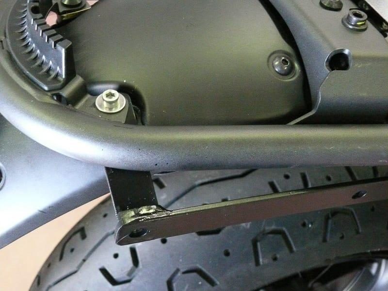 Coppia di staffe multifunzione Bags&Bike, per Yamaha XSR 700 - immagine 3