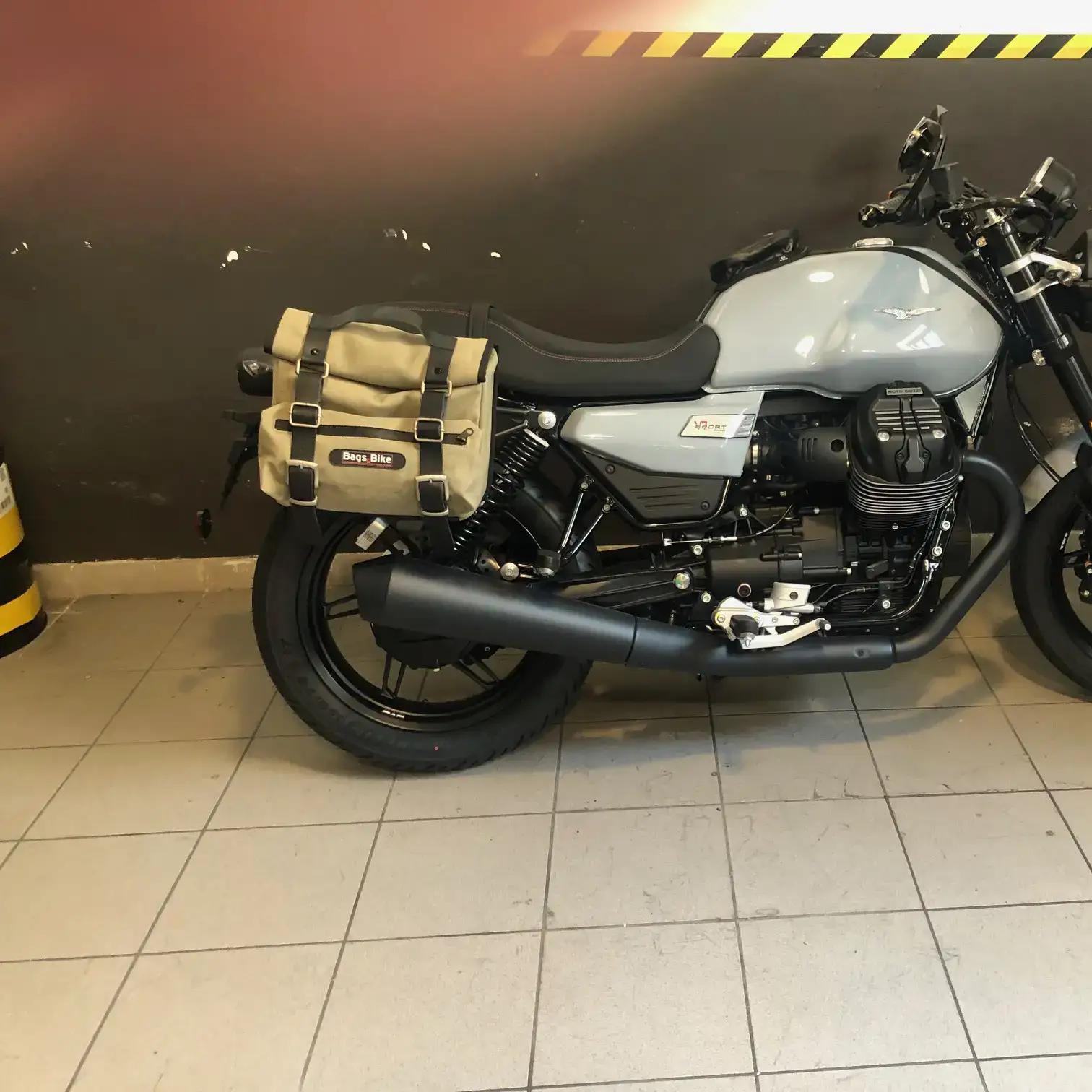 Panniers for Moto Guzzi V7 Sport, pair of SAHARA in Gray side bags - Image 2