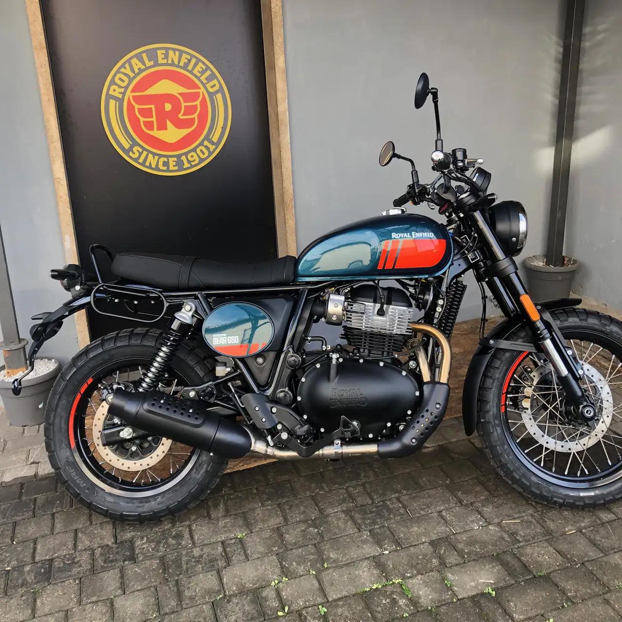 Coppia di telai Bags&Bike, per Royal Enfield Bear 650 - immagine 2