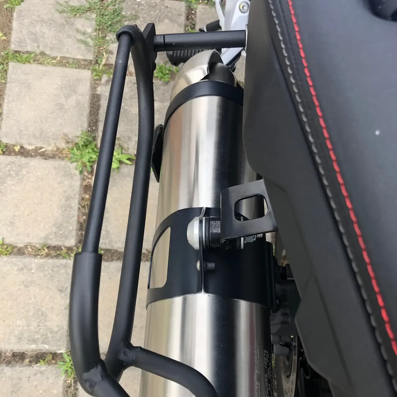 Pair of frames Bags&Bike, for Moto Guzzi V85 Strada E TT 2025 - Image 3