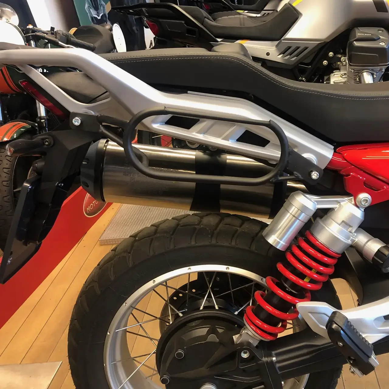 Pair of frames Bags&Bike, for Moto Guzzi V85 Strada E TT 2025