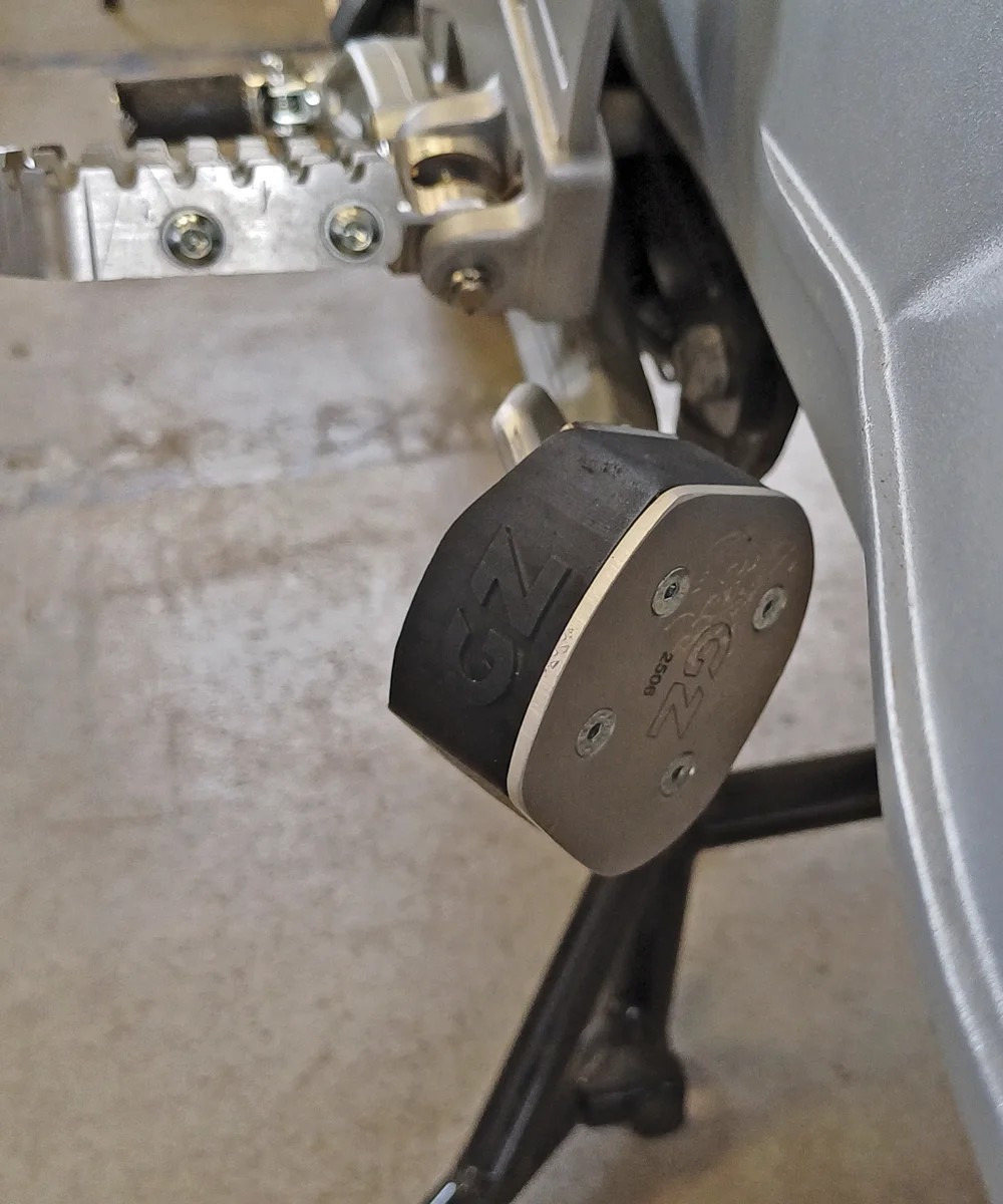 Enlarged Side Stand Base Moto Guzzi Stelvio 2024 - Image 8