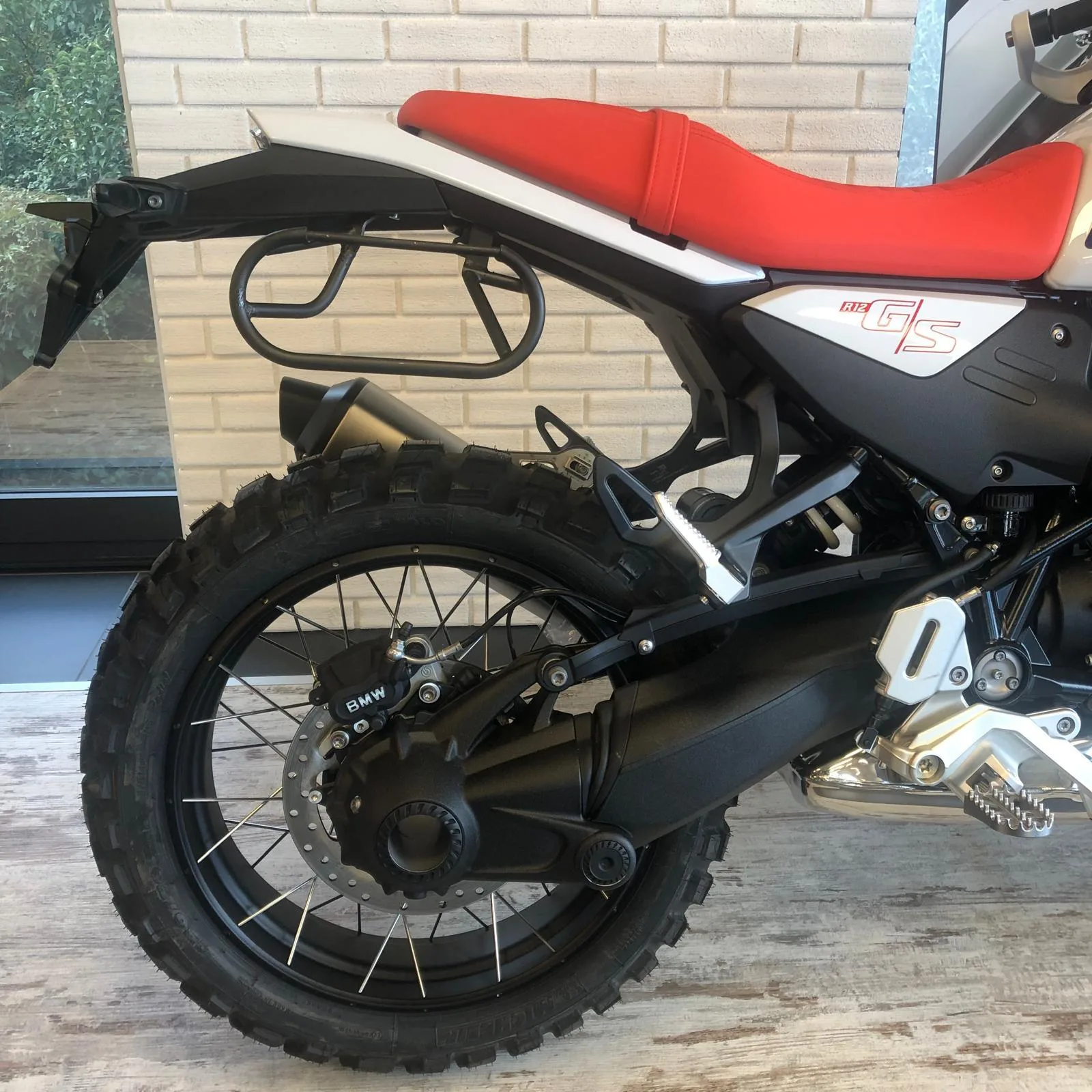 Bags & Bike mounting brackets for soft saddlebags on BMW R12 GS